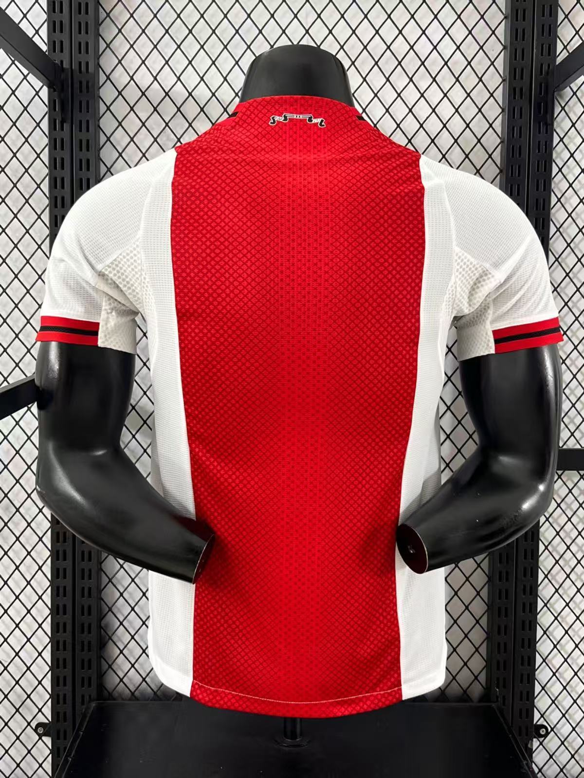 Maillot Domicile Bayern 2025-2026