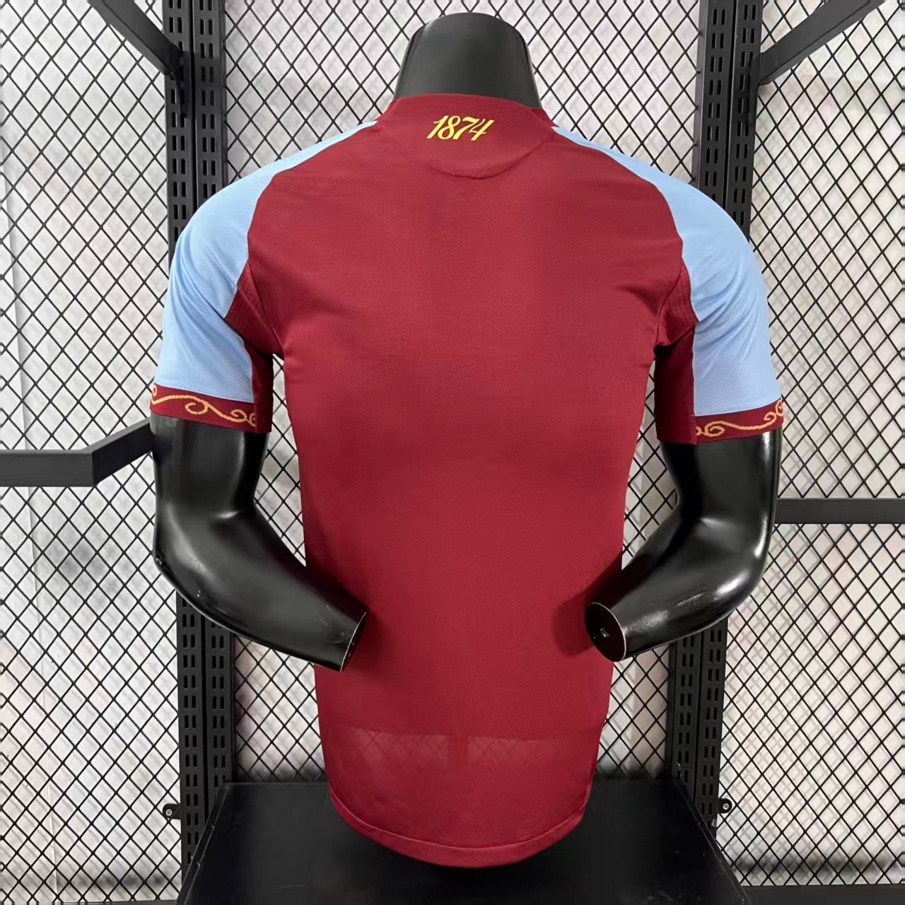 Maillot Domicile Aston Villa 2025-2026