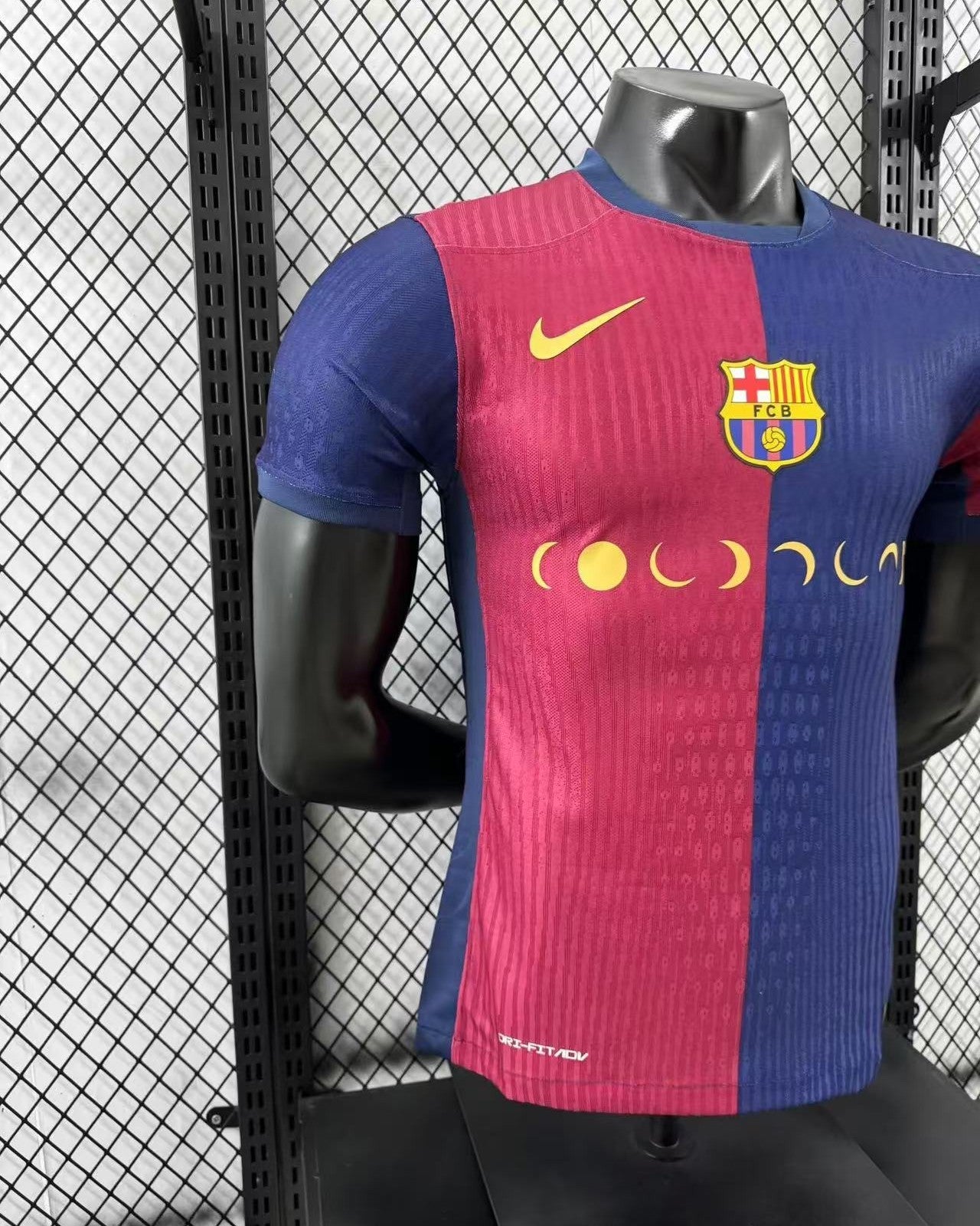 Maillot FC Barcelone x Coldplay édition limitée
