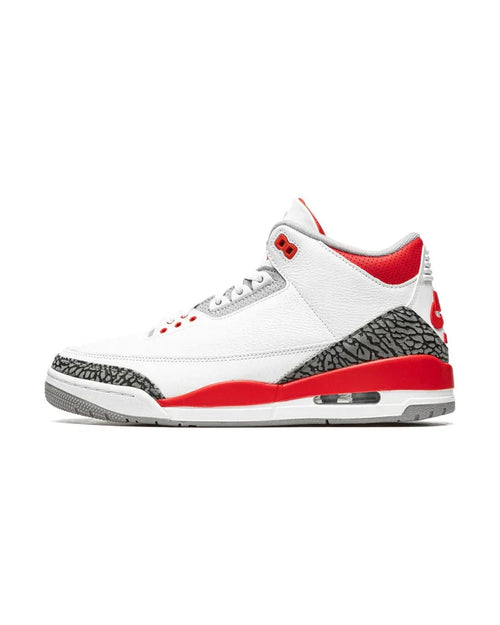 Air Jordan® 3 OG Fire Red Plugmarket - plugmarket.fr Sneakers