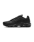 Nike® Air Max Plus Triple Black Leather Plugmarket - plugmarket.fr Sneakers