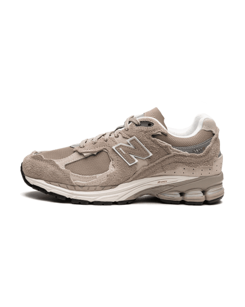 New Balance® 2002R Protection Pack Beige Plugmarket - plugmarket.fr Sneakers
