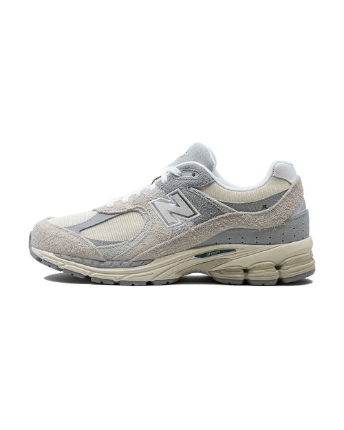 New Balance® 2002R Linen Plugmarket - plugmarket.fr Sneakers