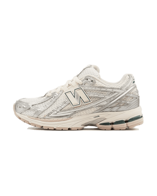 New Balance® 1906r Silver Metallic Cream Plugmarket - plugmarket.fr Sneakers