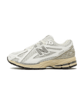 New Balance® 1906r White Grey Cream Plugmarket - plugmarket.fr Sneakers