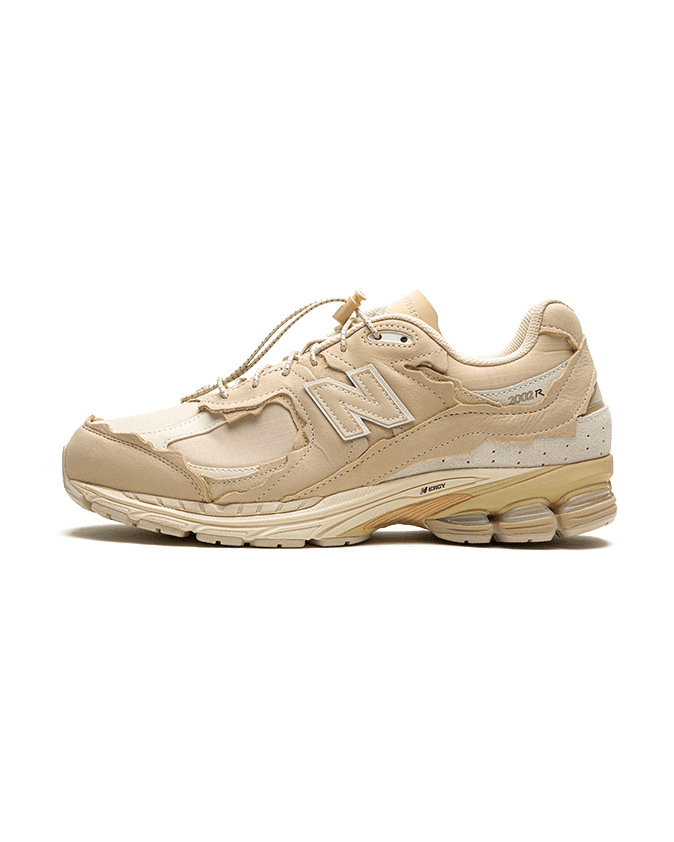New Balance® 2002R Sandstorm Turledove Plugmarket - plugmarket.fr Sneakers