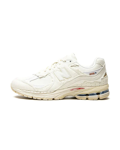 New Balance® 2002R Protection Pack Sea Salt Plugmarket - plugmarket.fr Sneakers