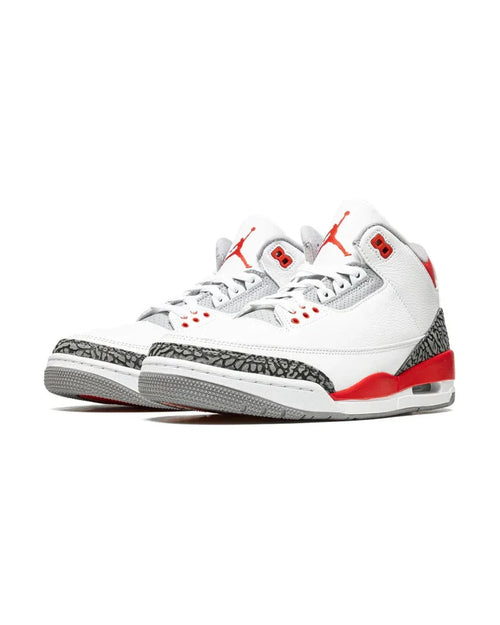 Air Jordan® 3 OG Fire Red Plugmarket - plugmarket.fr Sneakers