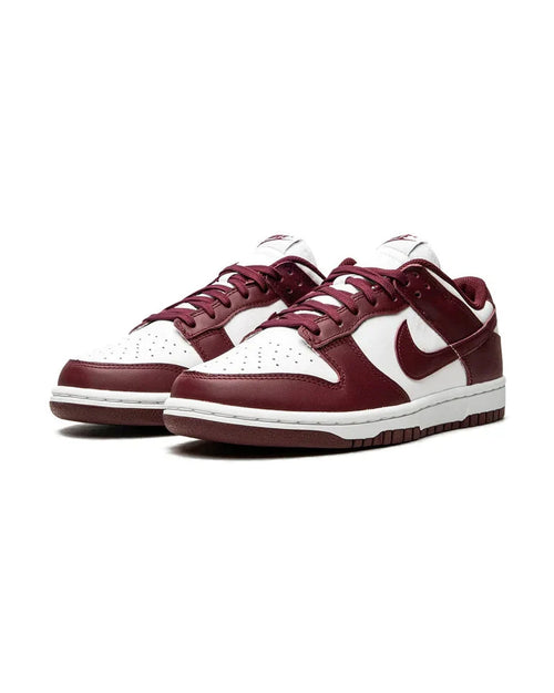Nike® Dunk Low Bordeaux Plugmarket - plugmarket.fr Sneakers