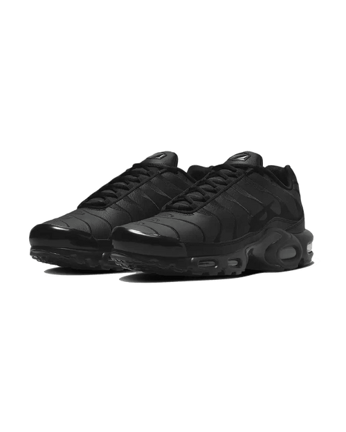 Nike® Air Max Plus Triple Black Leather Plugmarket - plugmarket.fr Sneakers