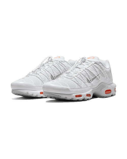 Nike® Air Max Plus Utility White Safety Orange Plugmarket - plugmarket.fr Sneakers