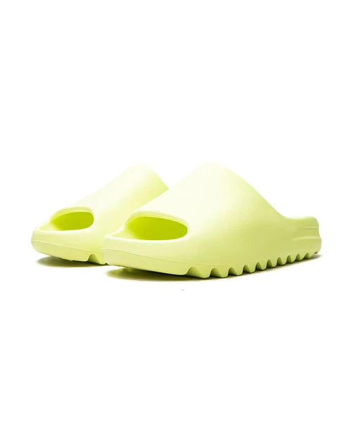 Yeezy® Slide Glow Green Plugmarket - plugmarket.fr Sneakers