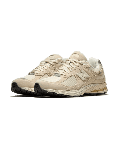 New Balance® 2002R Calm Taupe Plugmarket - plugmarket.fr Sneakers