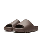 Yeezy® Slide Soot Plugmarket - plugmarket.fr Sneakers