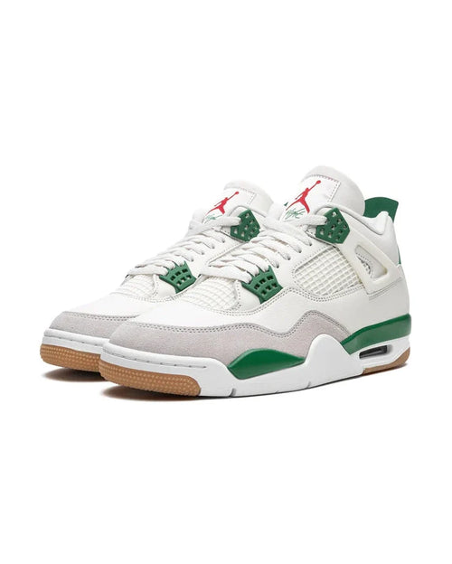 Air Jordan ® 4 Retro SB Pine Green Plugmarket - plugmarket.fr Sneakers