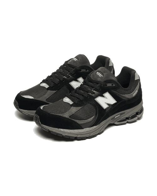 New Balance® 2002R Dark Grey White Plugmarket - plugmarket.fr Sneakers