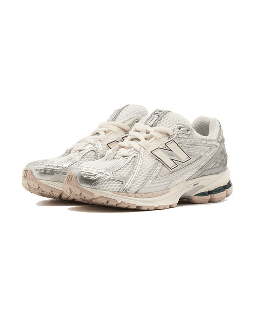 New Balance® 1906r Silver Metallic Cream Plugmarket - plugmarket.fr Sneakers