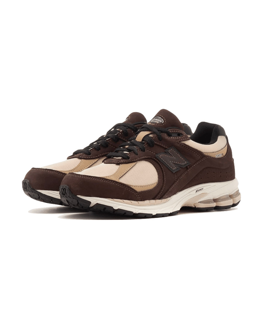 New Balance® 2002R Black Coffee Plugmarket - plugmarket.fr Sneakers
