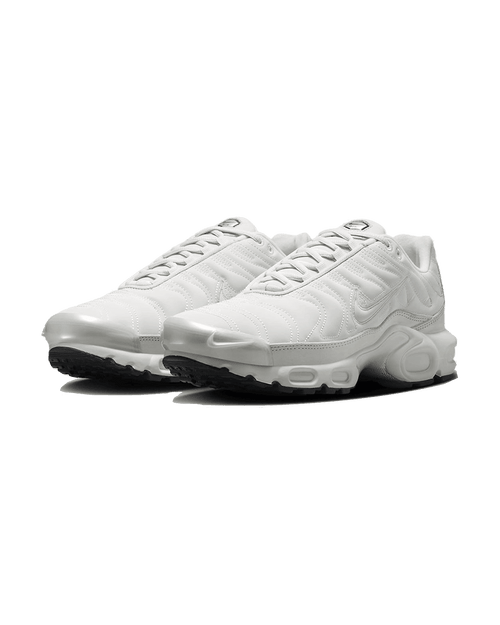 Nike® Air Max Plus Reflective Platinum Plugmarket - plugmarket.fr Sneakers