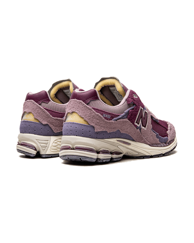 New Balance® 2002R Protection Pack Pink Plugmarket - plugmarket.fr Sneakers