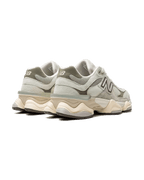 New Balance® 9060 Olivine Plugmarket - plugmarket.fr Sneakers