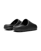 Yeezy® Slide Onyx Plugmarket - plugmarket.fr Sneakers