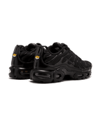 Nike® Air Max Plus Triple Black Plugmarket - plugmarket.fr Sneakers