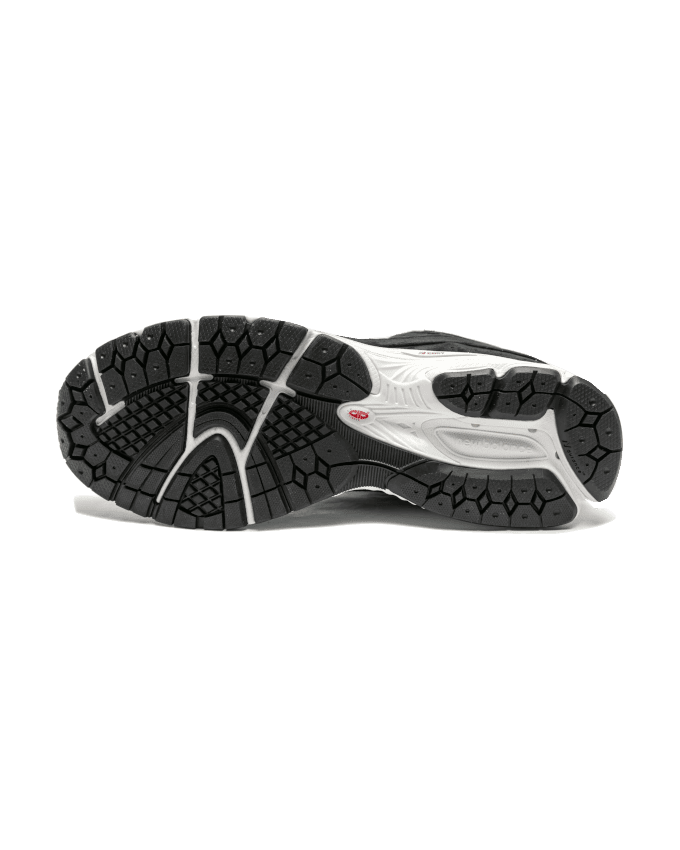 New Balance® 2002R Black Sepia Plugmarket - plugmarket.fr Sneakers