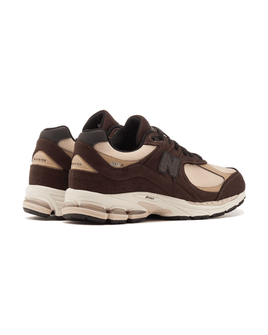 New Balance® 2002R Black Coffee Plugmarket - plugmarket.fr Sneakers