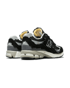 New Balance® 2002R Protection Pack Black Plugmarket - plugmarket.fr Sneakers