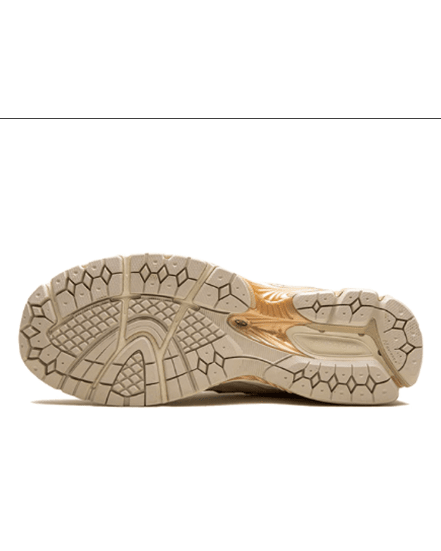 New Balance® 2002R Protection Pack Sandstone Turtledove Plugmarket - plugmarket.fr Sneakers