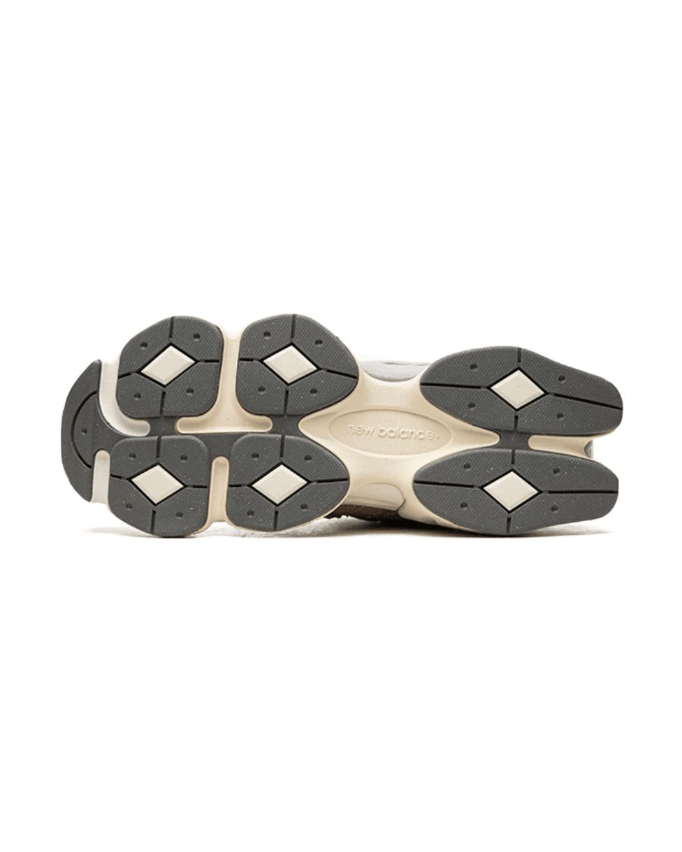 New Balance® 9060 Driftwood Plugmarket - plugmarket.fr Sneakers