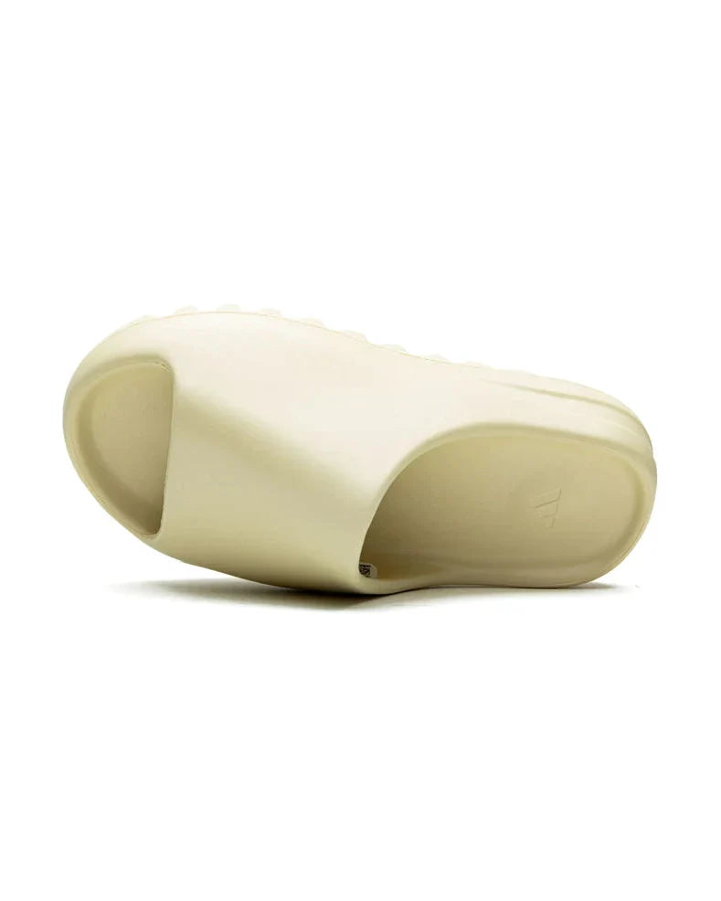 Yeezy® Slide Bone Plugmarket - plugmarket.fr Sneakers