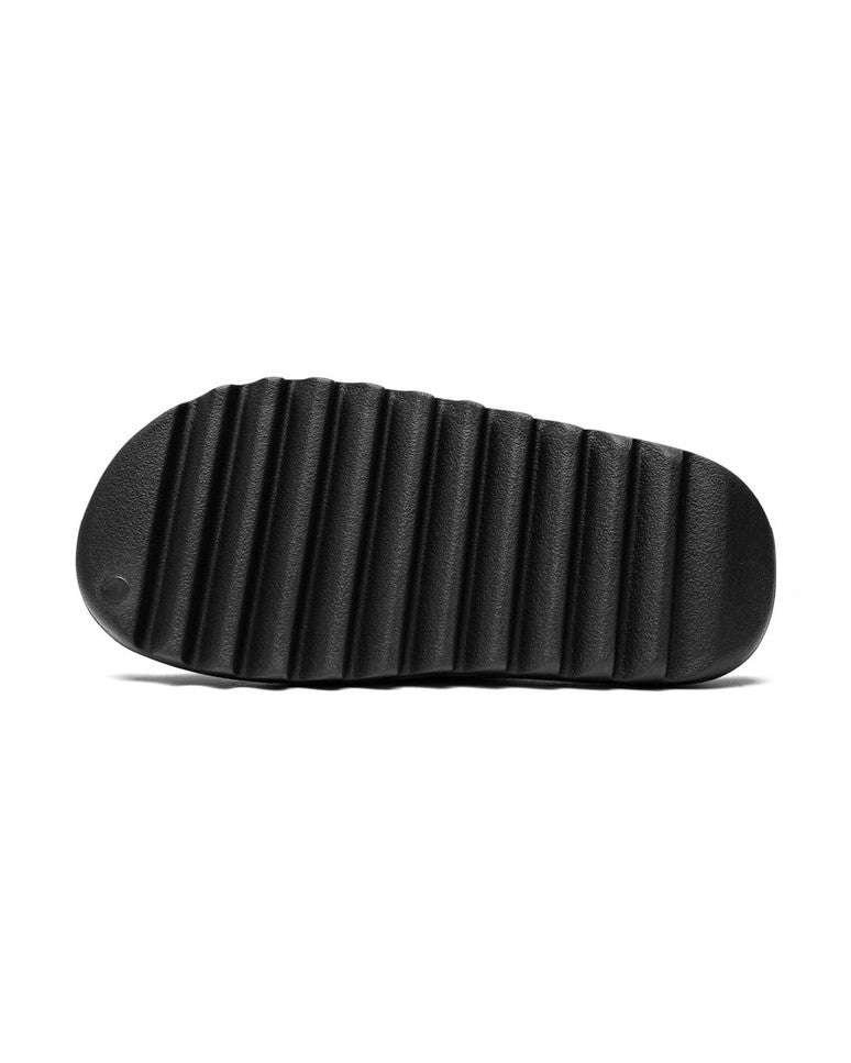 Yeezy® Slide Onyx Plugmarket - plugmarket.fr Sneakers
