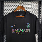 Maillot Concept Paris Saint-Germain x Balmain©